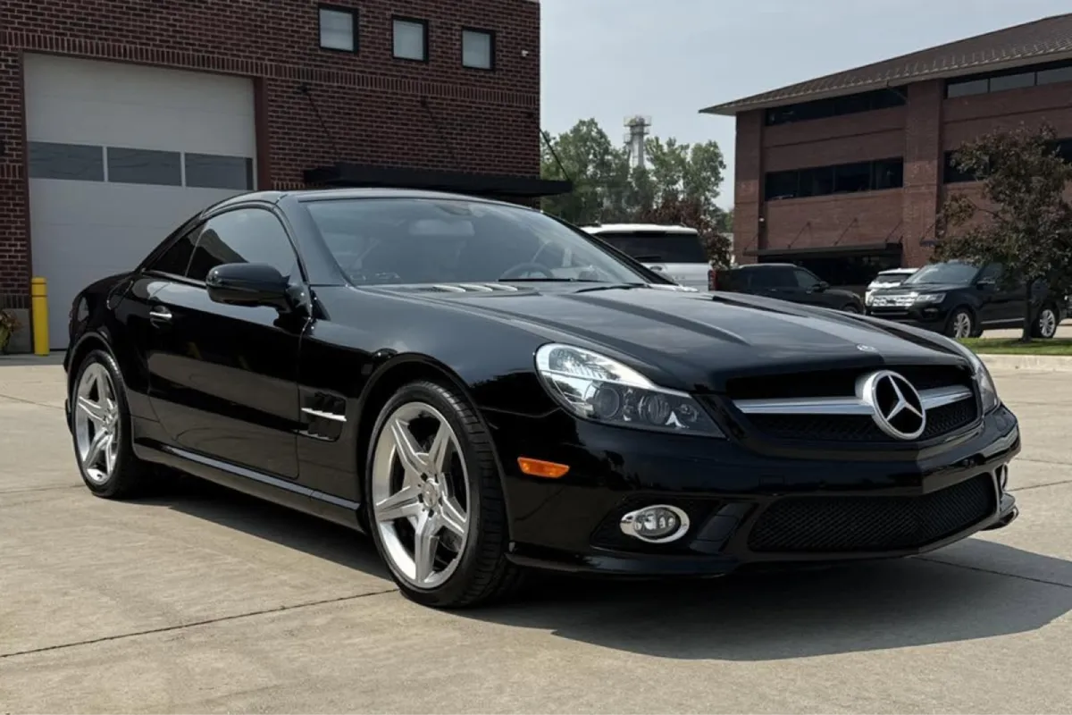 Black Mercedes with glossy ceramic coating finish.